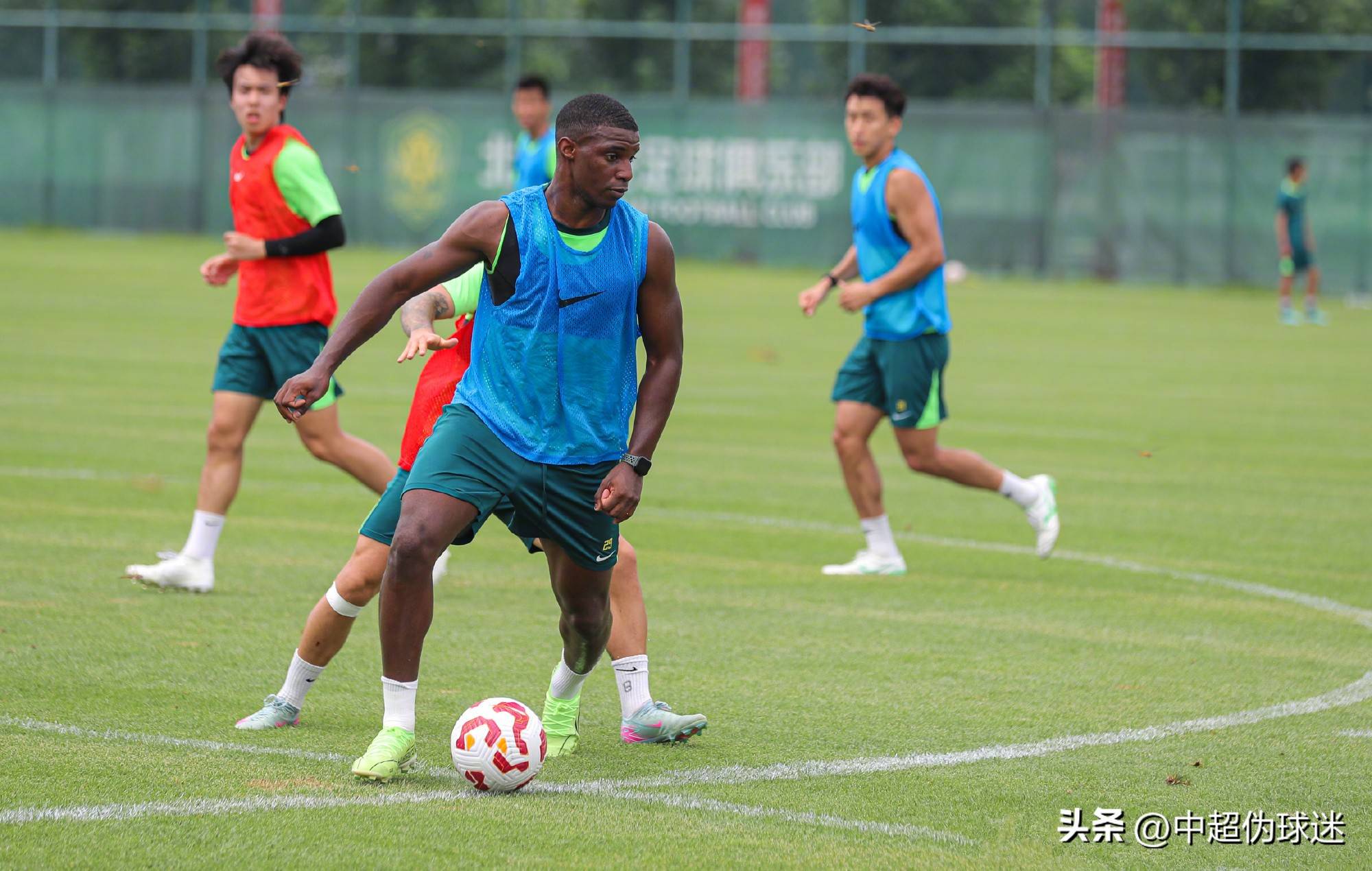 点受到更多 点受到更多